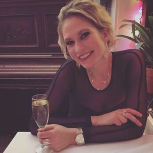 Meet your Posher, Theresa